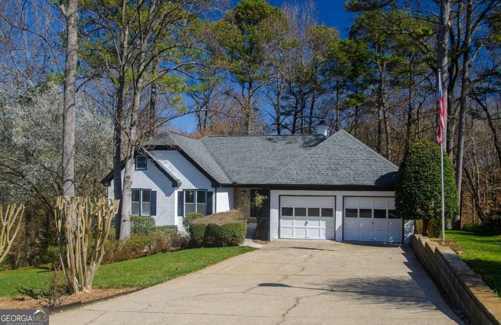 Photo of 1190 Saint Ives Court, Suwanee, GA 30024 (MLS # 10679539)