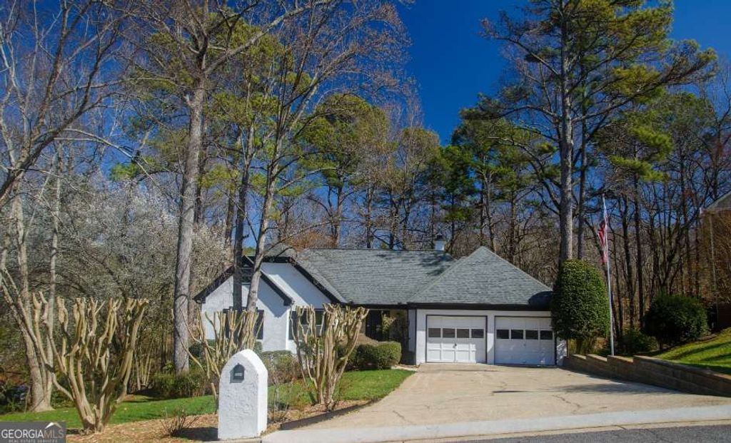 Photo of 1190 Saint Ives Court, Suwanee, GA 30024 (MLS # 10679539)