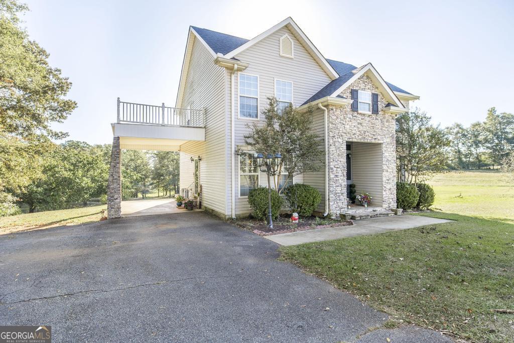 1550 Charlie Benson RD