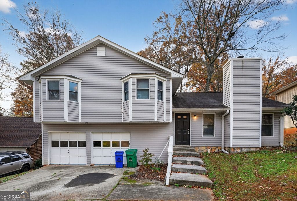 Photo of 5473 Redwood Drive, Stone Mountain, GA 30087 (MLS # 10652751)