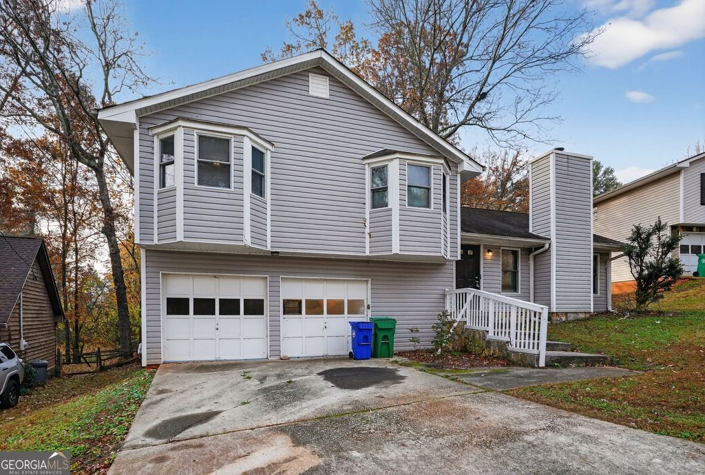 Photo of 5473 Redwood Drive, Stone Mountain, GA 30087 (MLS # 10652751)