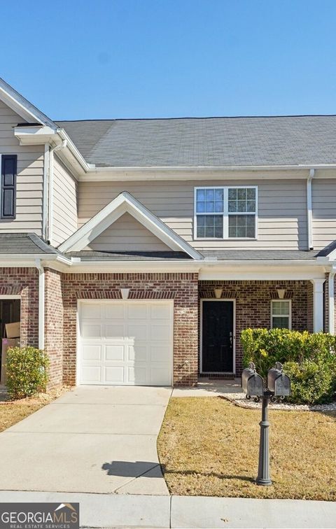 Photo of 186 Granite Way, Newnan, GA 30265 (MLS # 10664996)