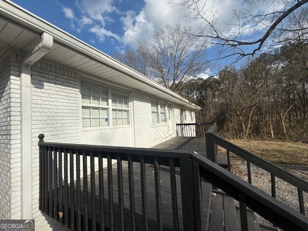 Photo of 6843 Reinhardt College Pkwy, Canton, GA 30183 (MLS # 10705572)