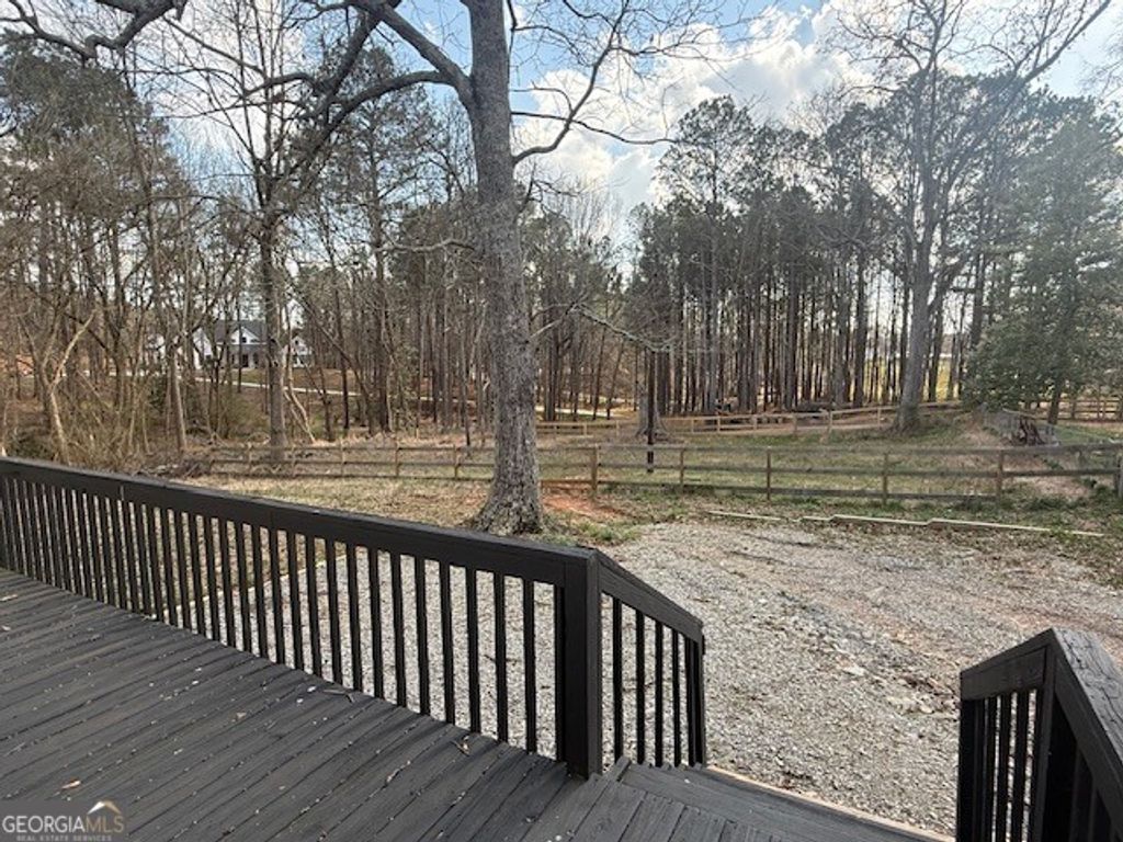 Photo of 6843 Reinhardt College Pkwy, Canton, GA 30183 (MLS # 10705572)