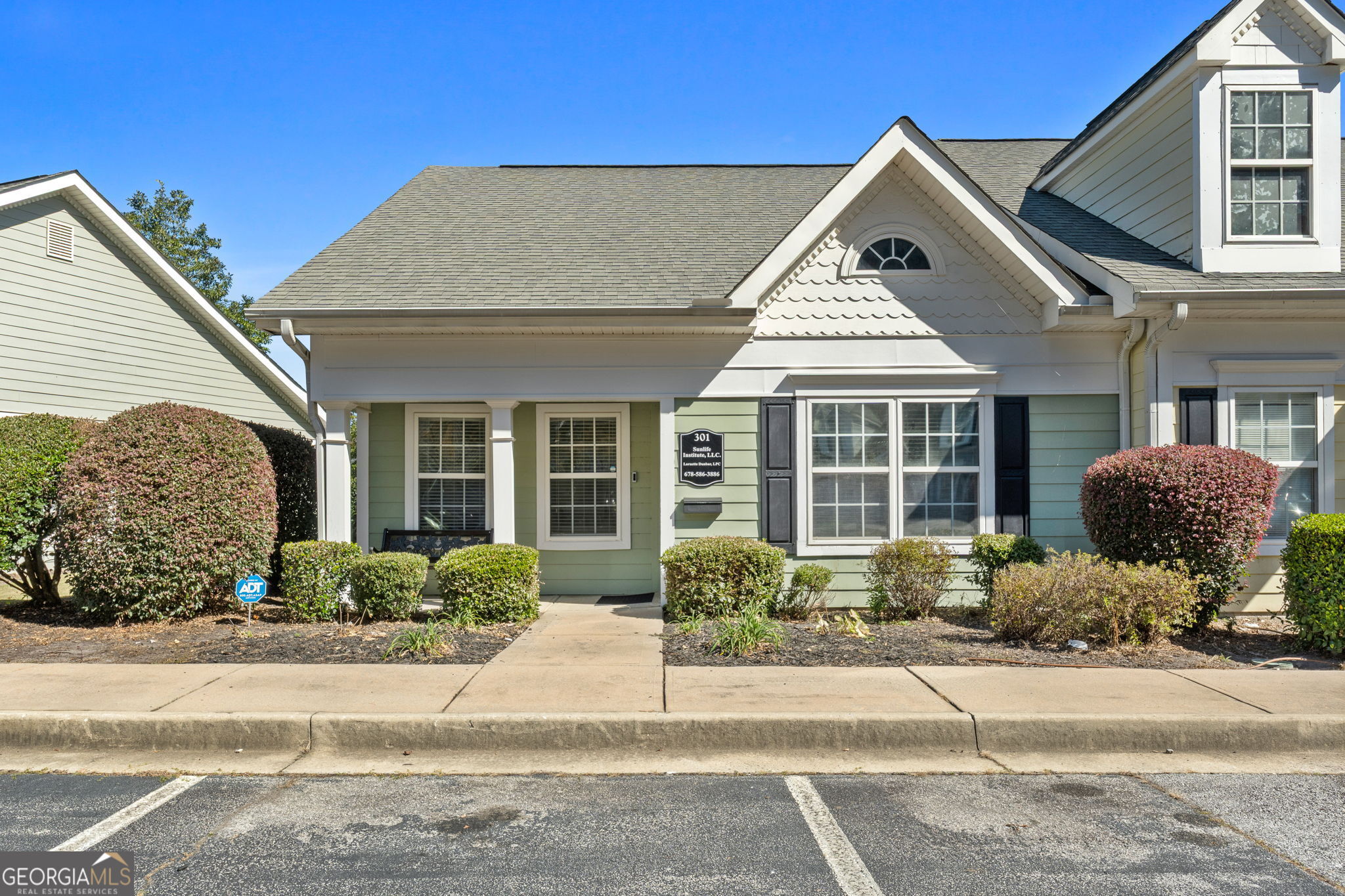 500 W Lanier AVE W 301