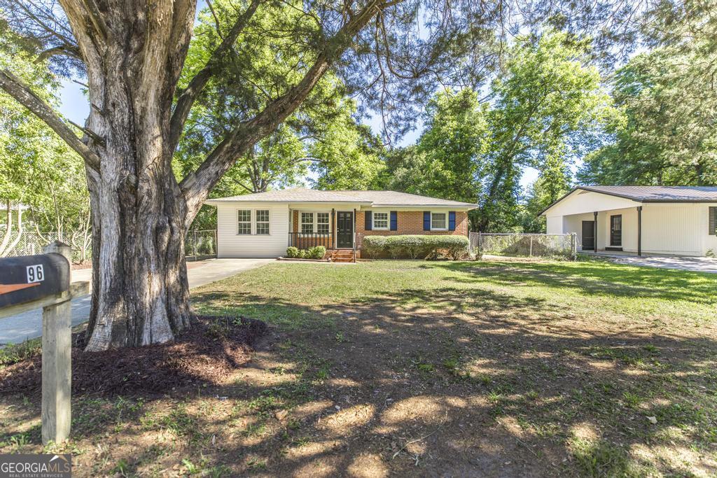 96 Ravenwood WAY
