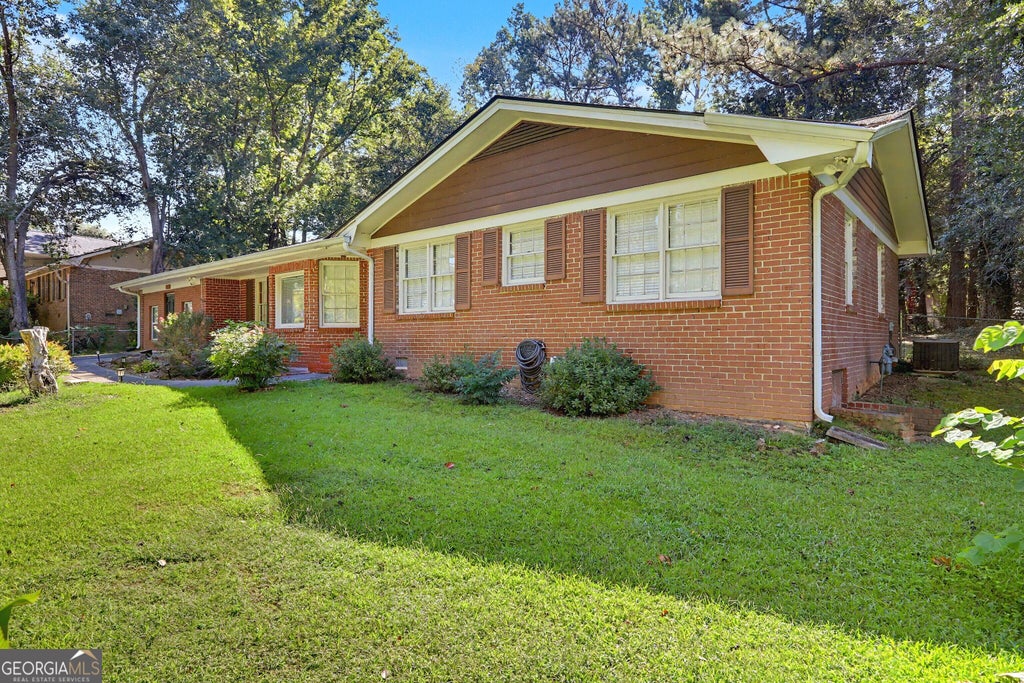 Photo of 2246 Rhett Court, Lawrenceville, GA 30044 (MLS # 10846733)