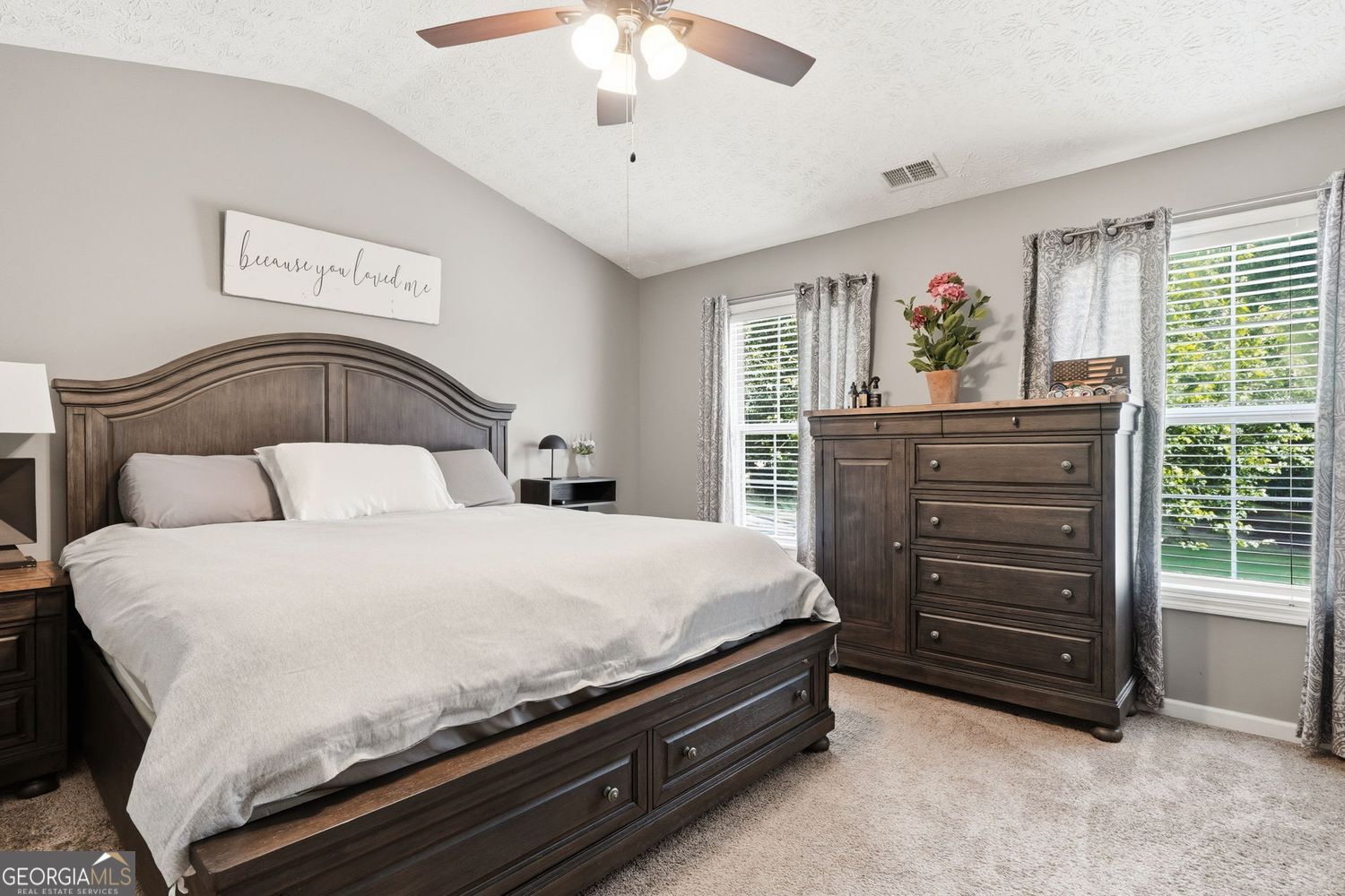 306 Chamberlyn LN