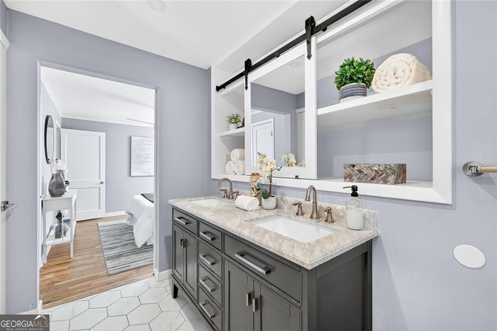 Atlanta, Georgia 30324, United States, 4 Bedrooms Bedrooms, ,3 BathroomsBathrooms,Residential,Active,239256