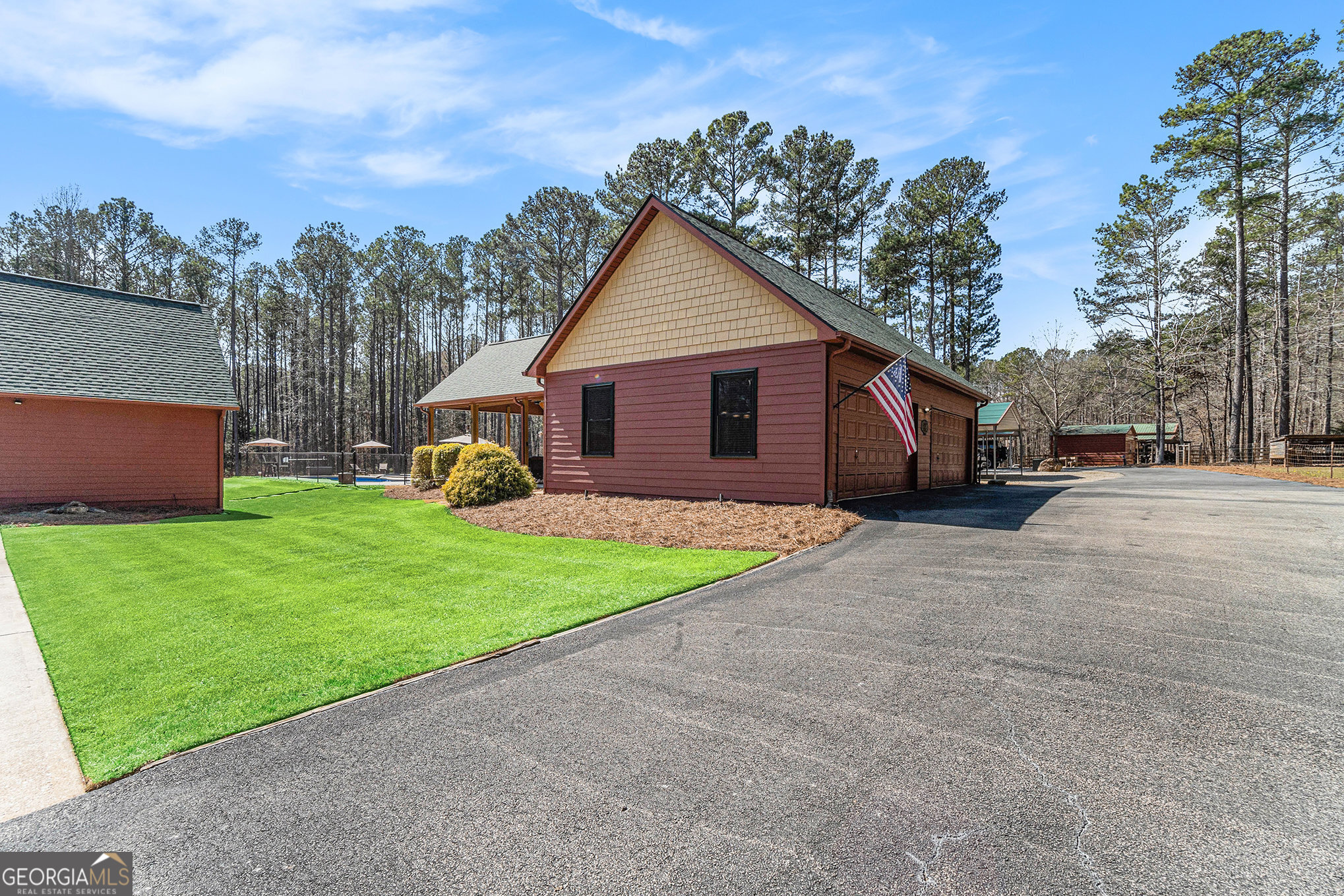 430 Moccasin Gap RD
