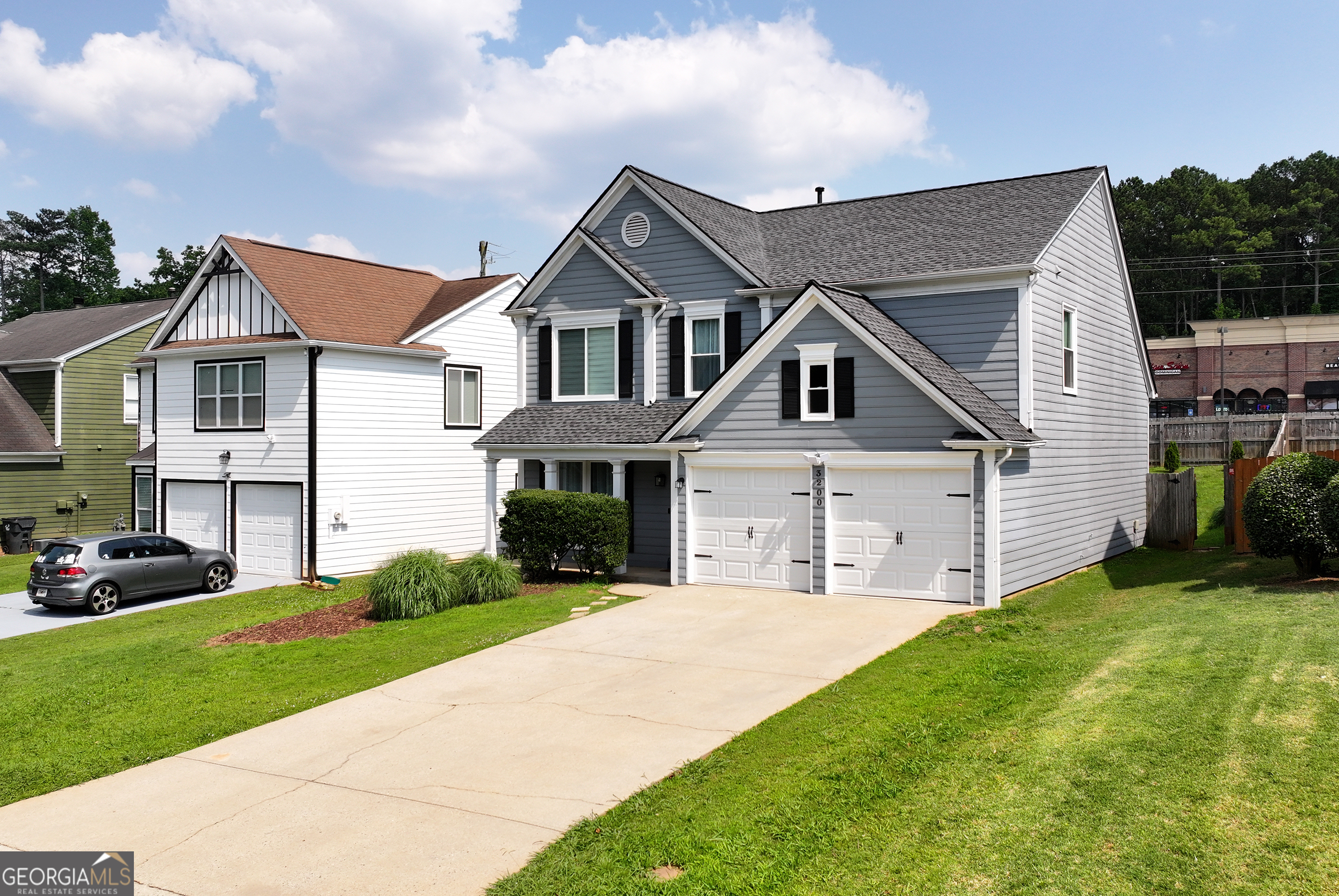 3200 Binghampton LN