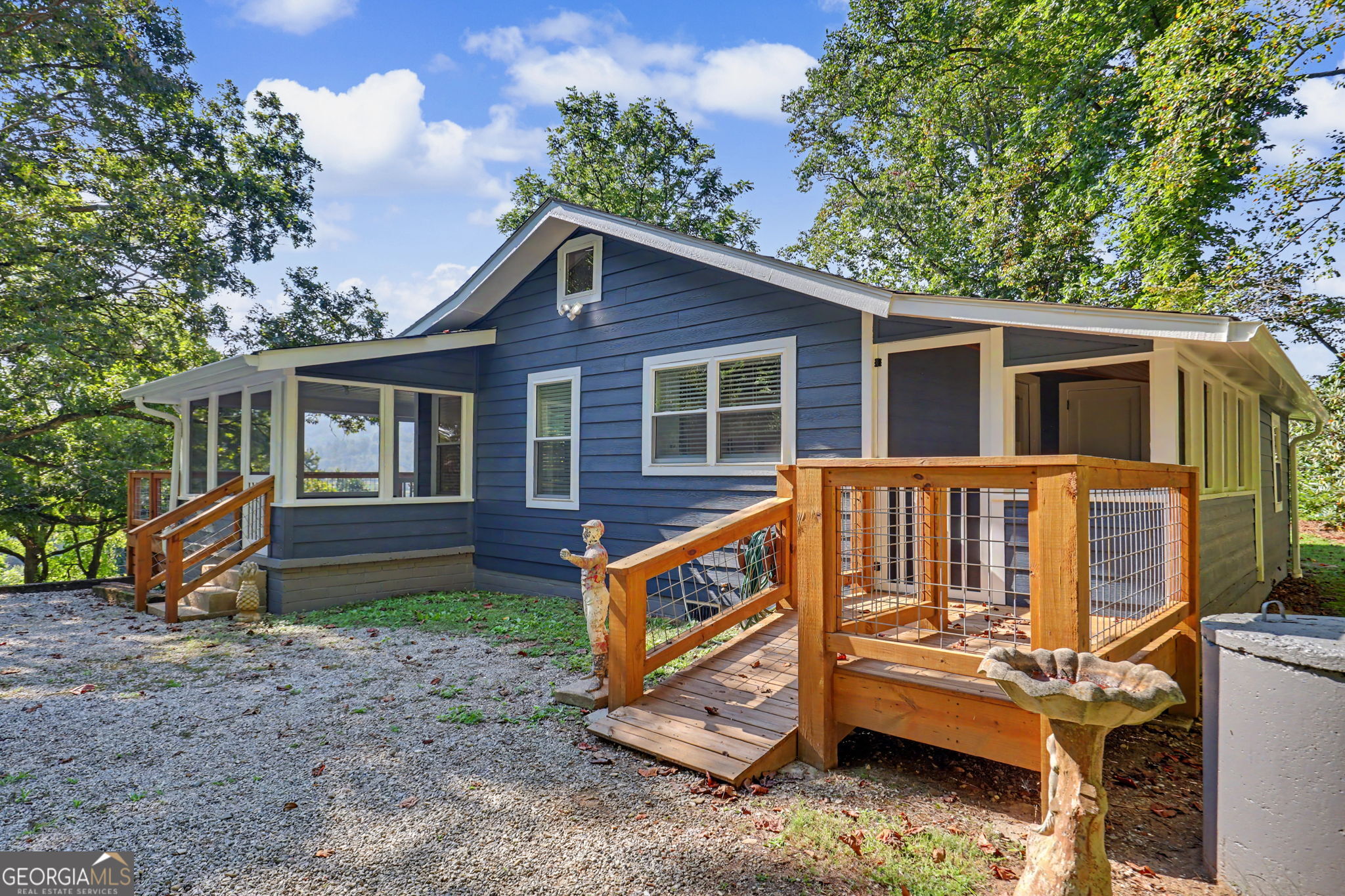 5093 Wolffork RD