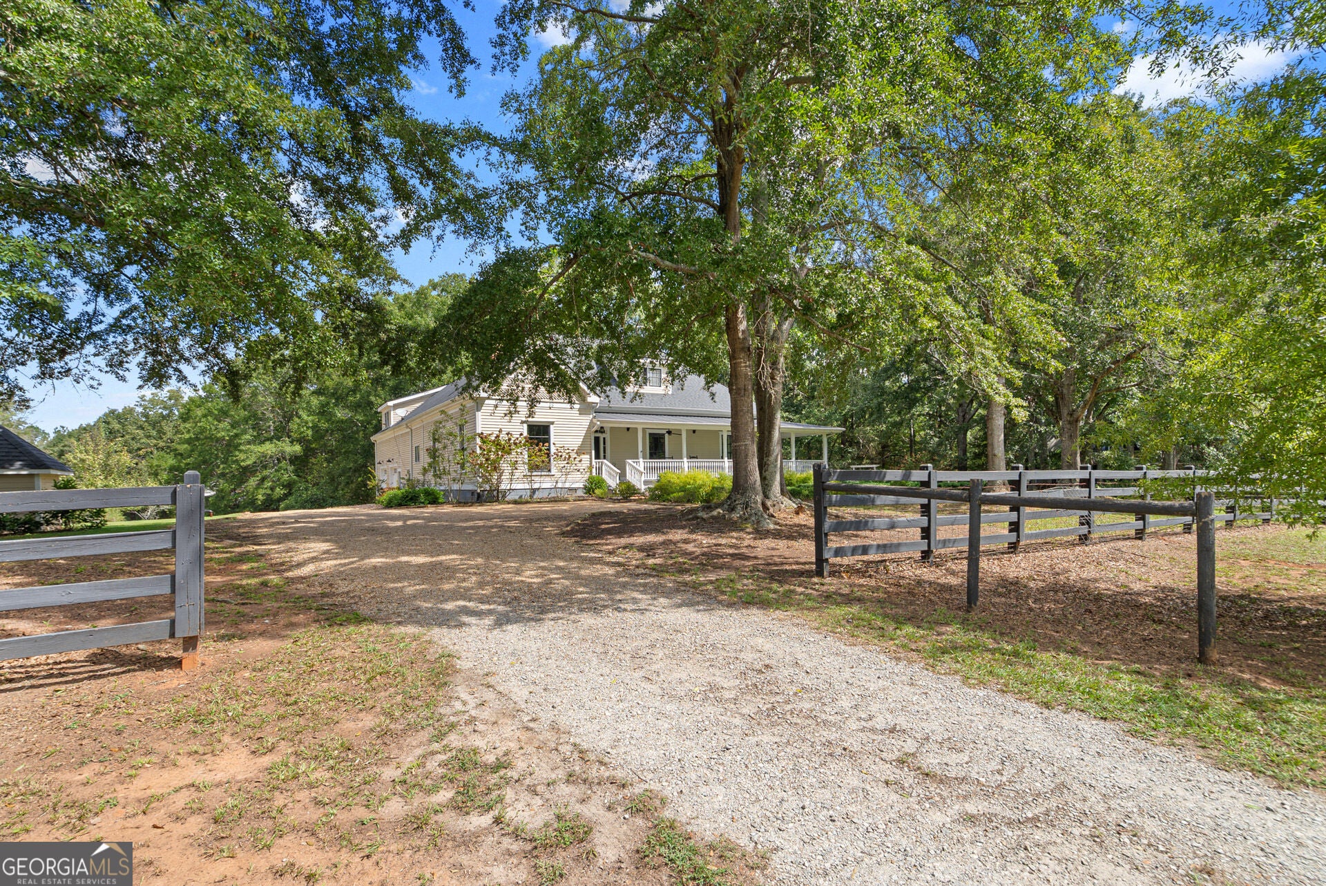 3905 Prospect RD