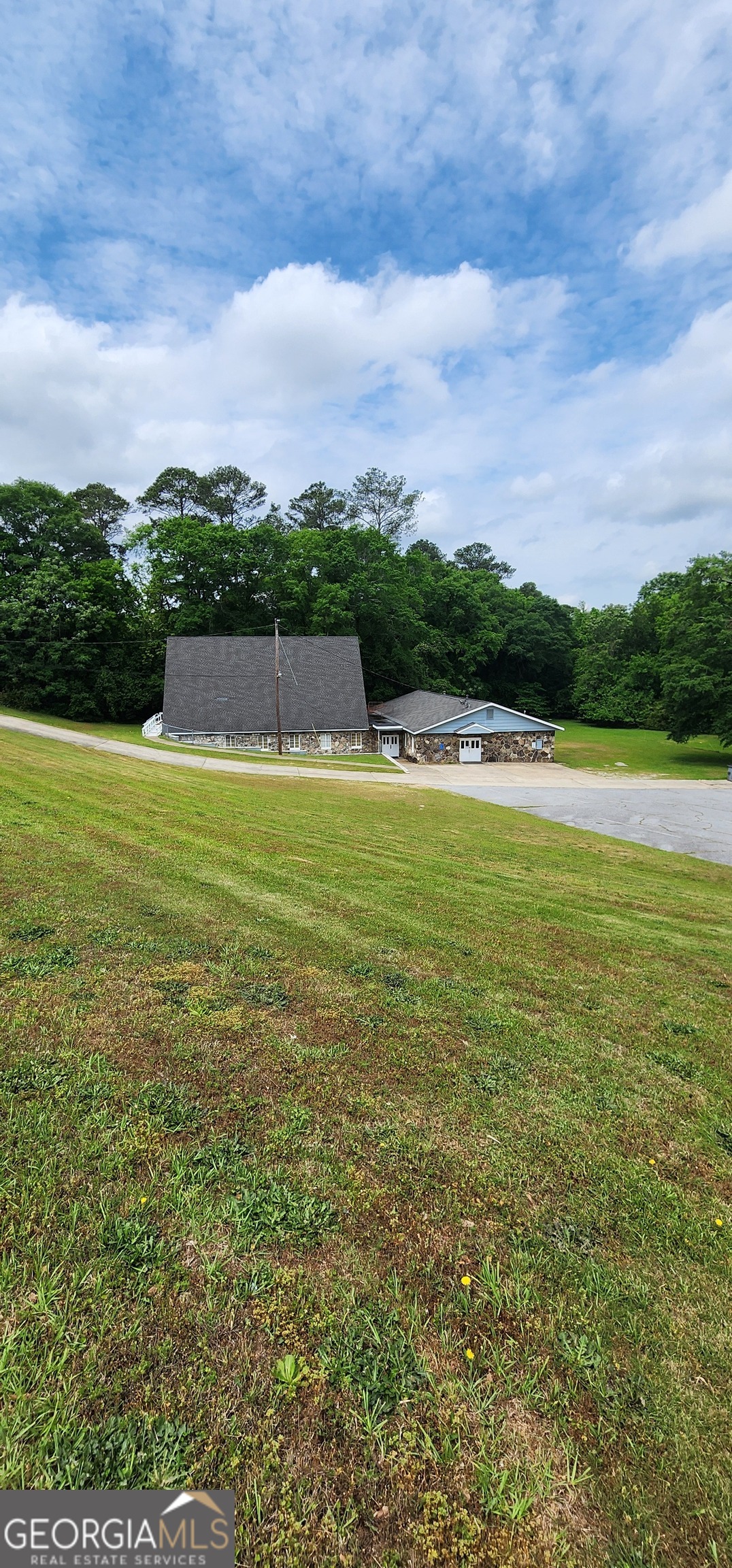 3641 Norris RD