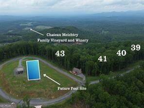 39 High Summit DR
