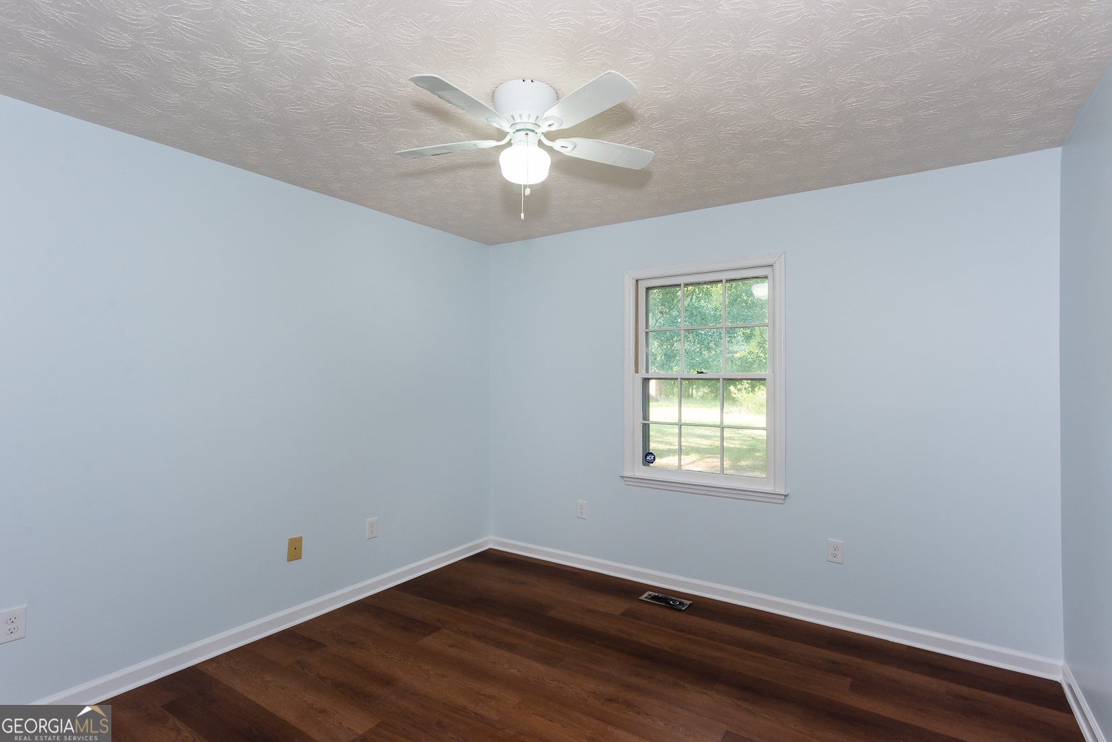 Covington, Georgia 30016, United States, 3 Bedrooms Bedrooms, ,2 BathroomsBathrooms,Residential,Active,215585