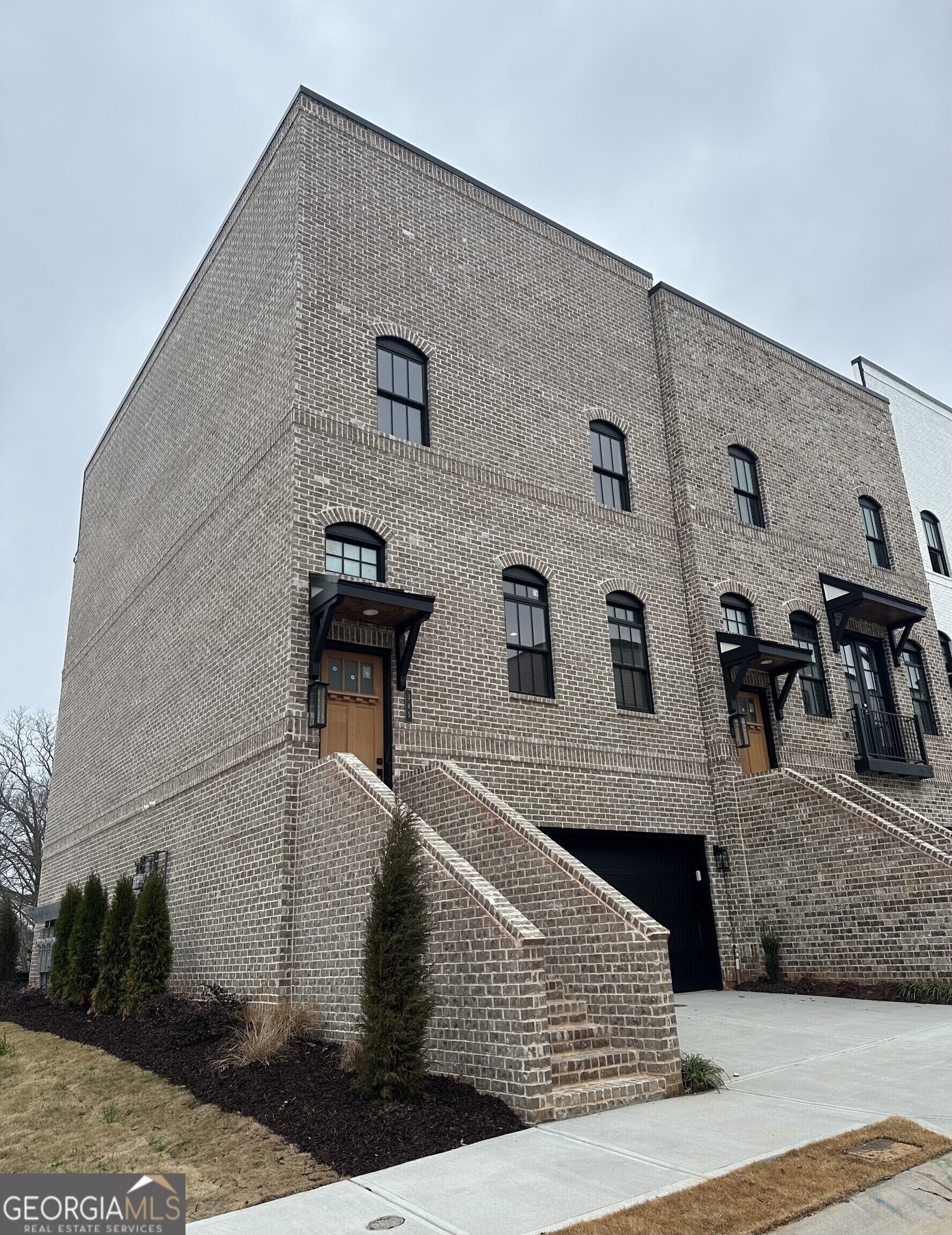 345 Sugarview RD