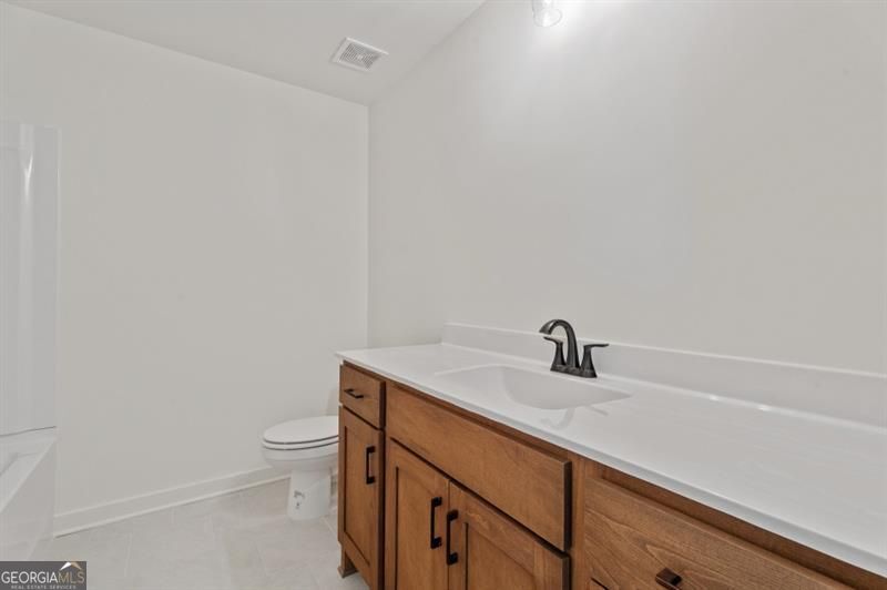 Gainesville, Georgia 30506, United States, 4 Bedrooms Bedrooms, ,3 BathroomsBathrooms,Residential,Active,221212