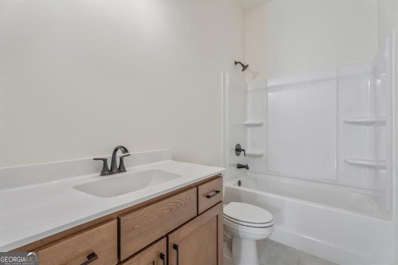 Gainesville, Georgia 30506, United States, 4 Bedrooms Bedrooms, ,3 BathroomsBathrooms,Residential,Active,221212