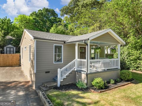 Photo of 1823 Braeburn Circle SE, Atlanta, GA 30316 (MLS # 10735329)