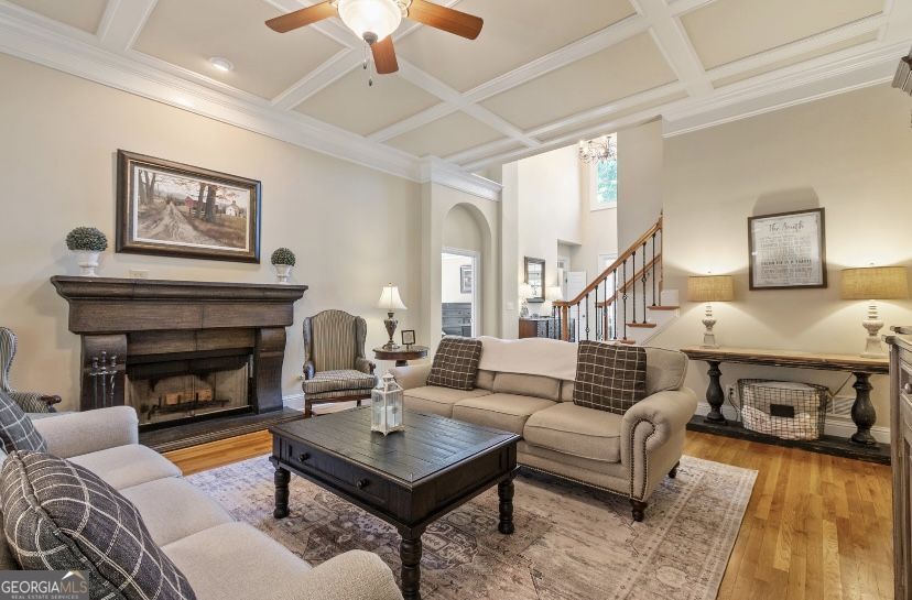 802 Morningwood LN NW