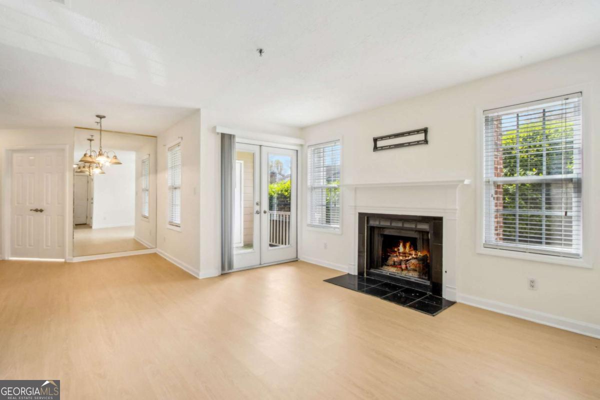 5638 River Heights XING SE