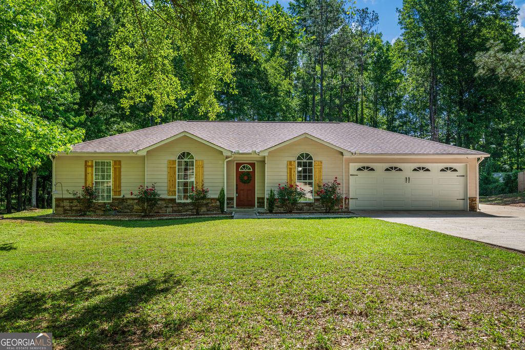 Photo of 1389 Douglas Drive, Ellerslie, GA 31807 (MLS # 10760074)