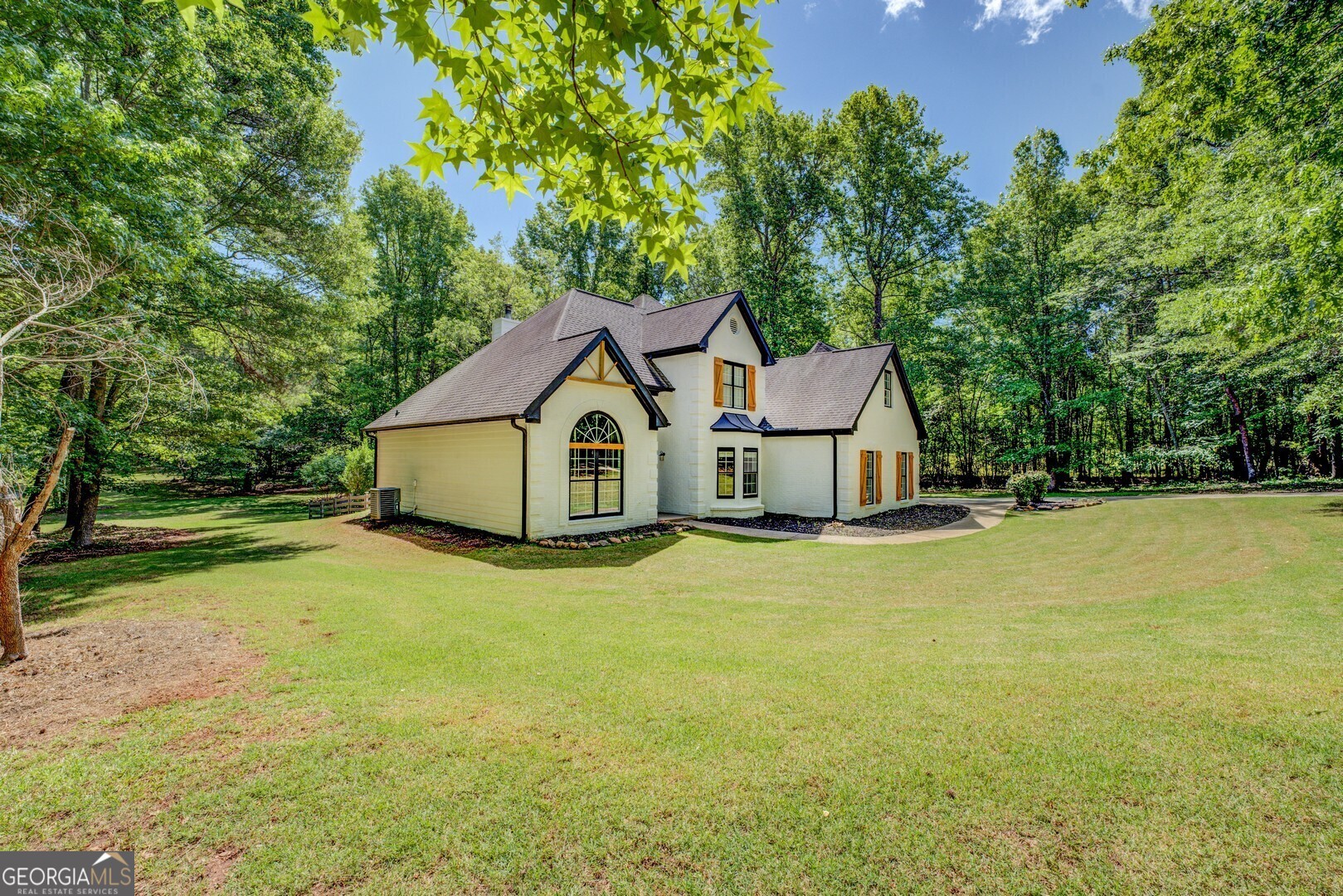 857 Cooper RD