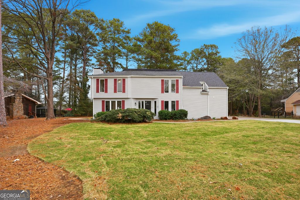 Photo of 2344 Country Club Drive SE, Conyers, GA 30013 (MLS # 10698505)