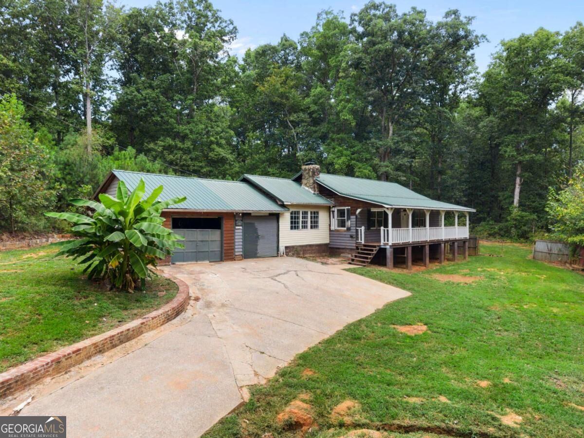 16 Mctier CIR NW