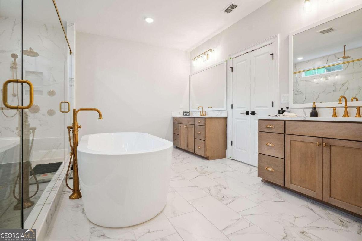TANGLEWOOD ESTATES - Residential