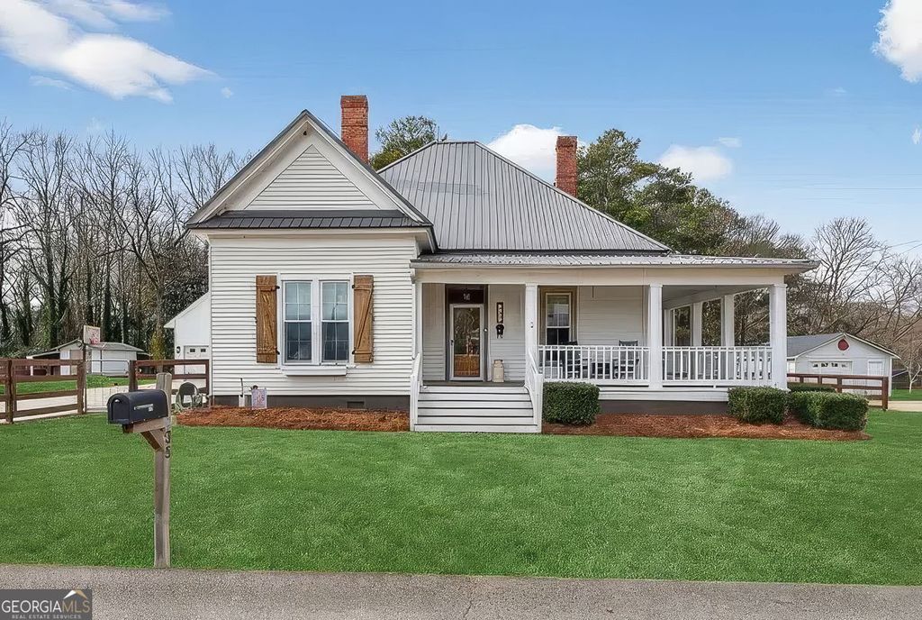 Photo of 35 Combs Street, Locust Grove, GA 30248 (MLS # 10688325)