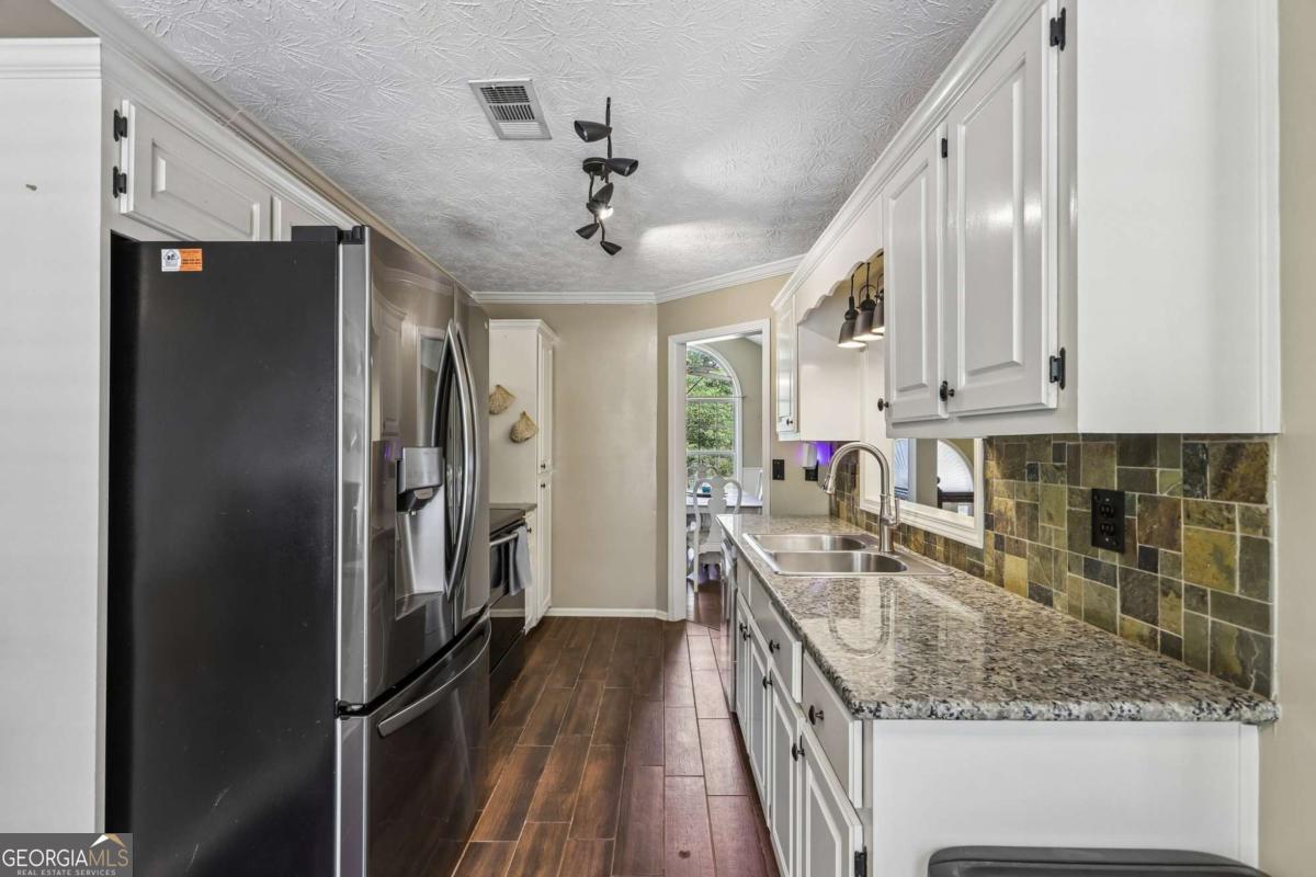 1568 Wynfield DR