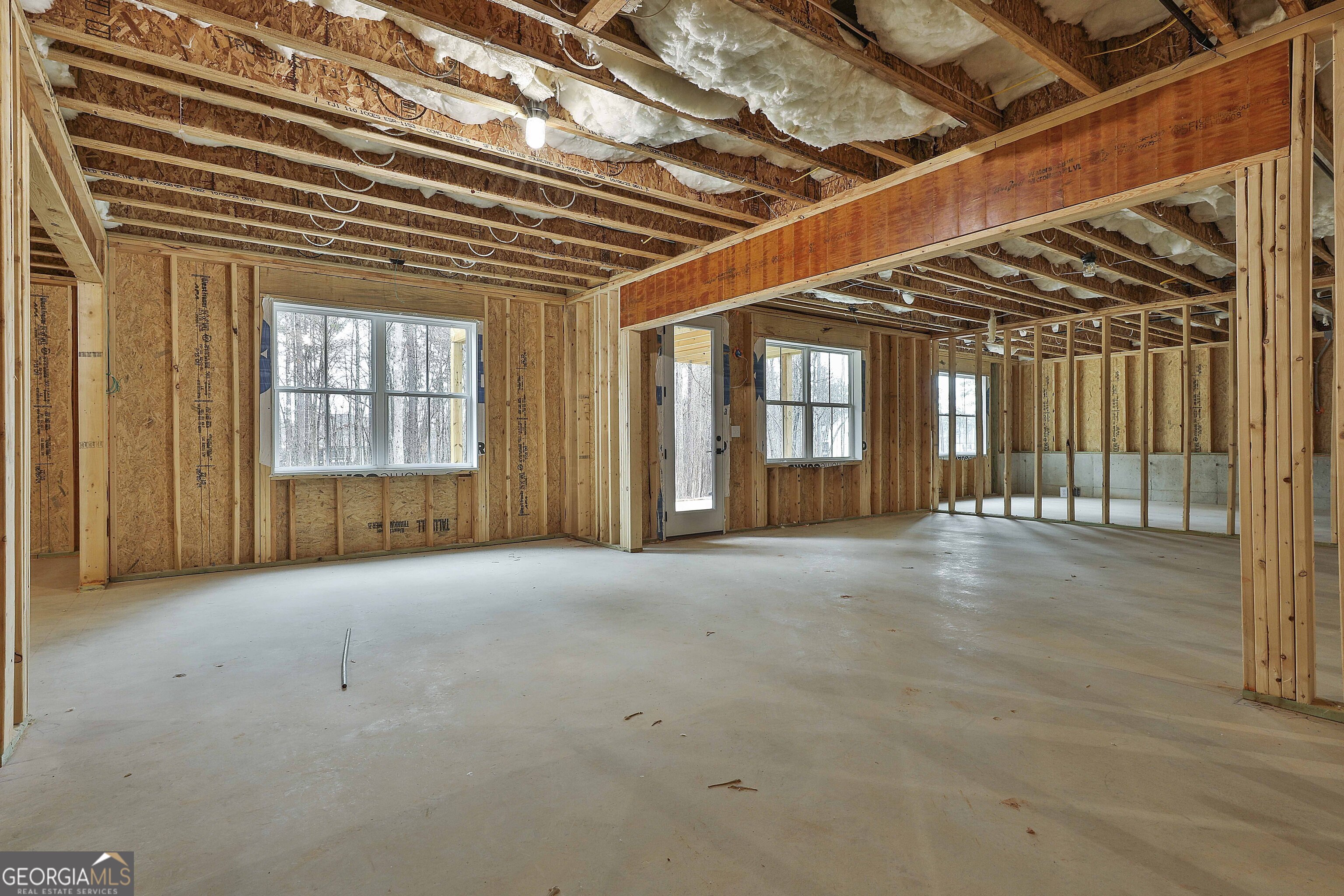 Fayetteville, Georgia 30215, United States, 4 Bedrooms Bedrooms, ,5 BathroomsBathrooms,Residential,Pending,42064