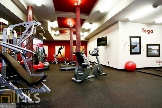 Fayetteville, Georgia 30215, United States, 4 Bedrooms Bedrooms, ,5 BathroomsBathrooms,Residential,Pending,42064