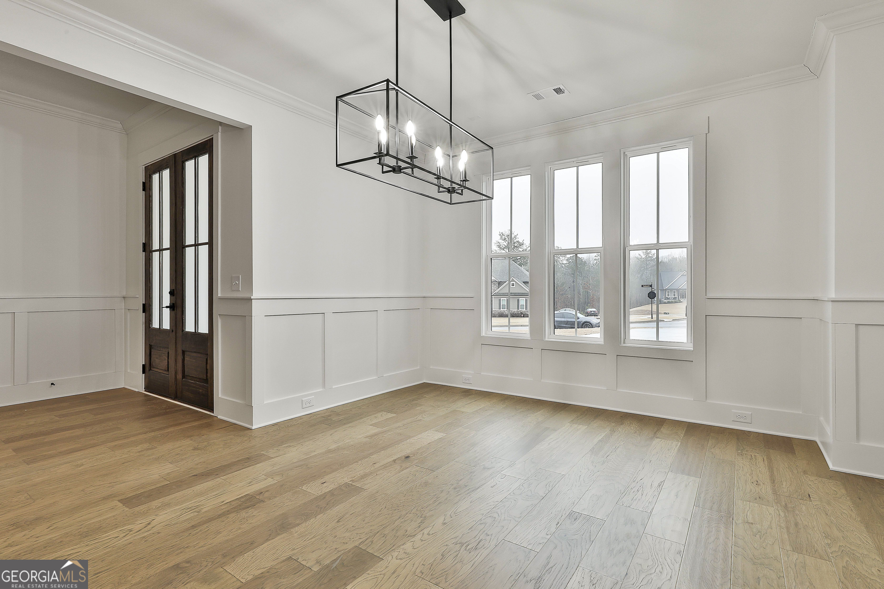 Fayetteville, Georgia 30215, United States, 4 Bedrooms Bedrooms, ,5 BathroomsBathrooms,Residential,Pending,42064