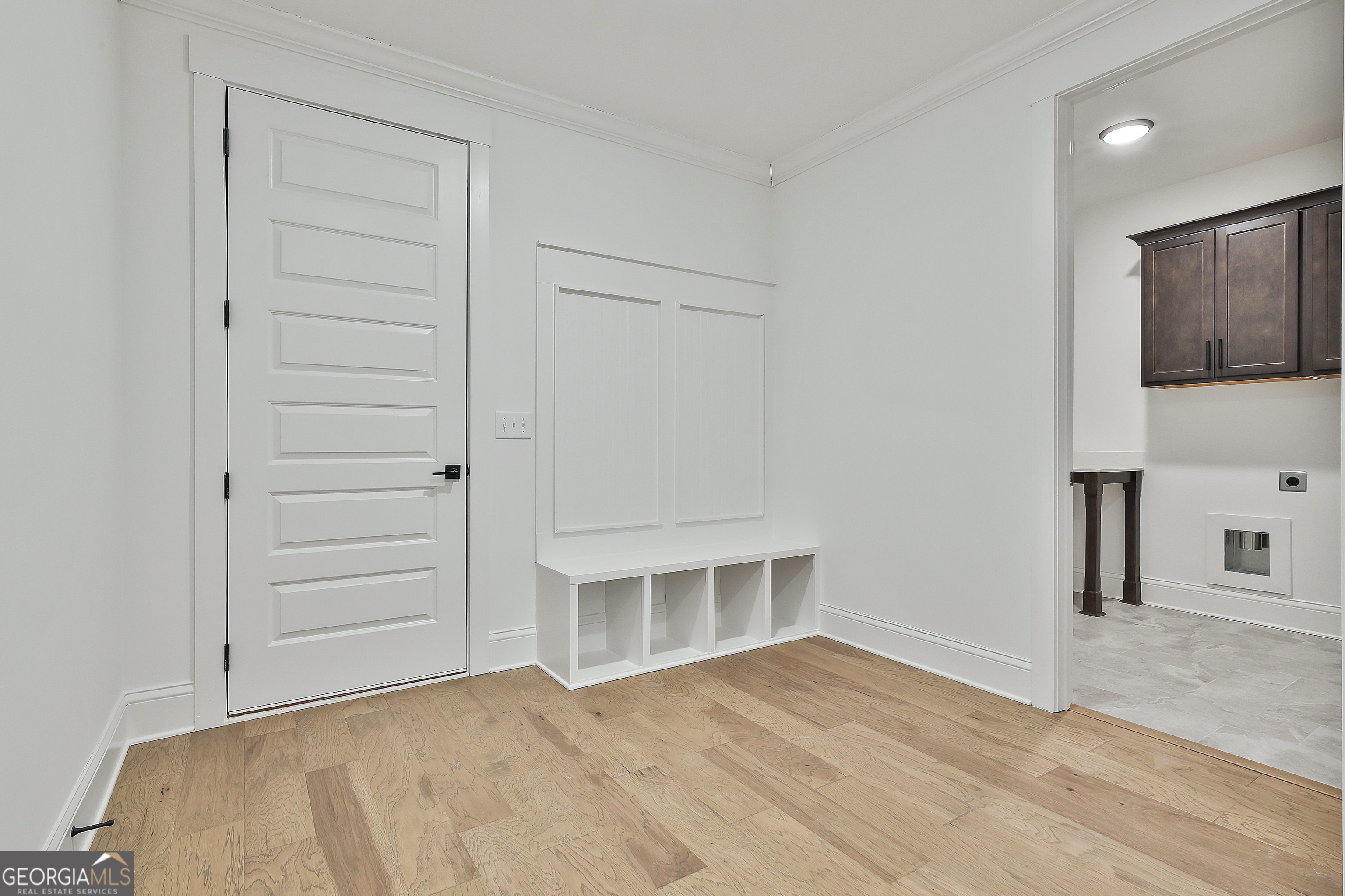 Fayetteville, Georgia 30215, United States, 4 Bedrooms Bedrooms, ,5 BathroomsBathrooms,Residential,Pending,42064