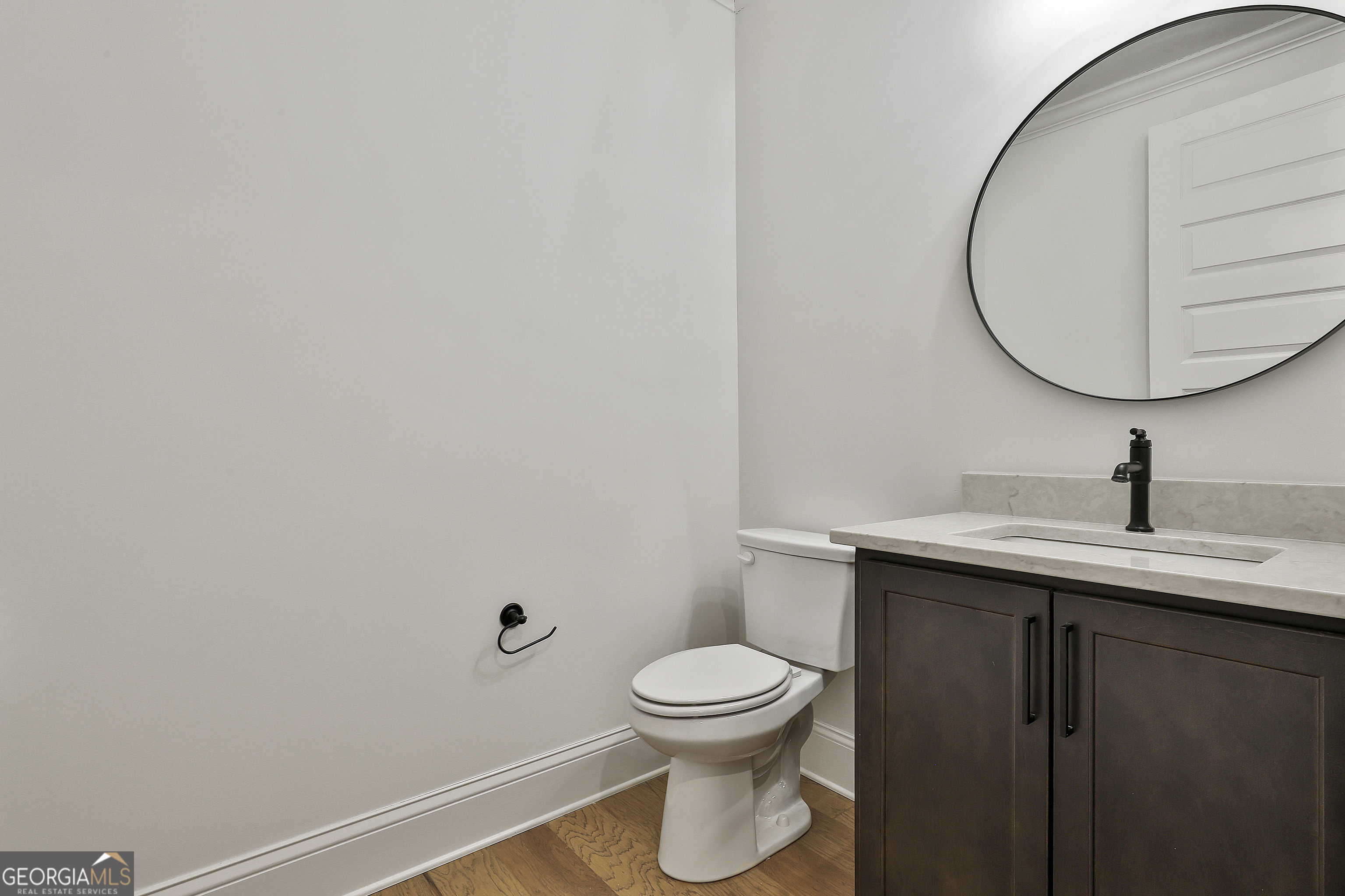 Fayetteville, Georgia 30215, United States, 4 Bedrooms Bedrooms, ,5 BathroomsBathrooms,Residential,Pending,42064