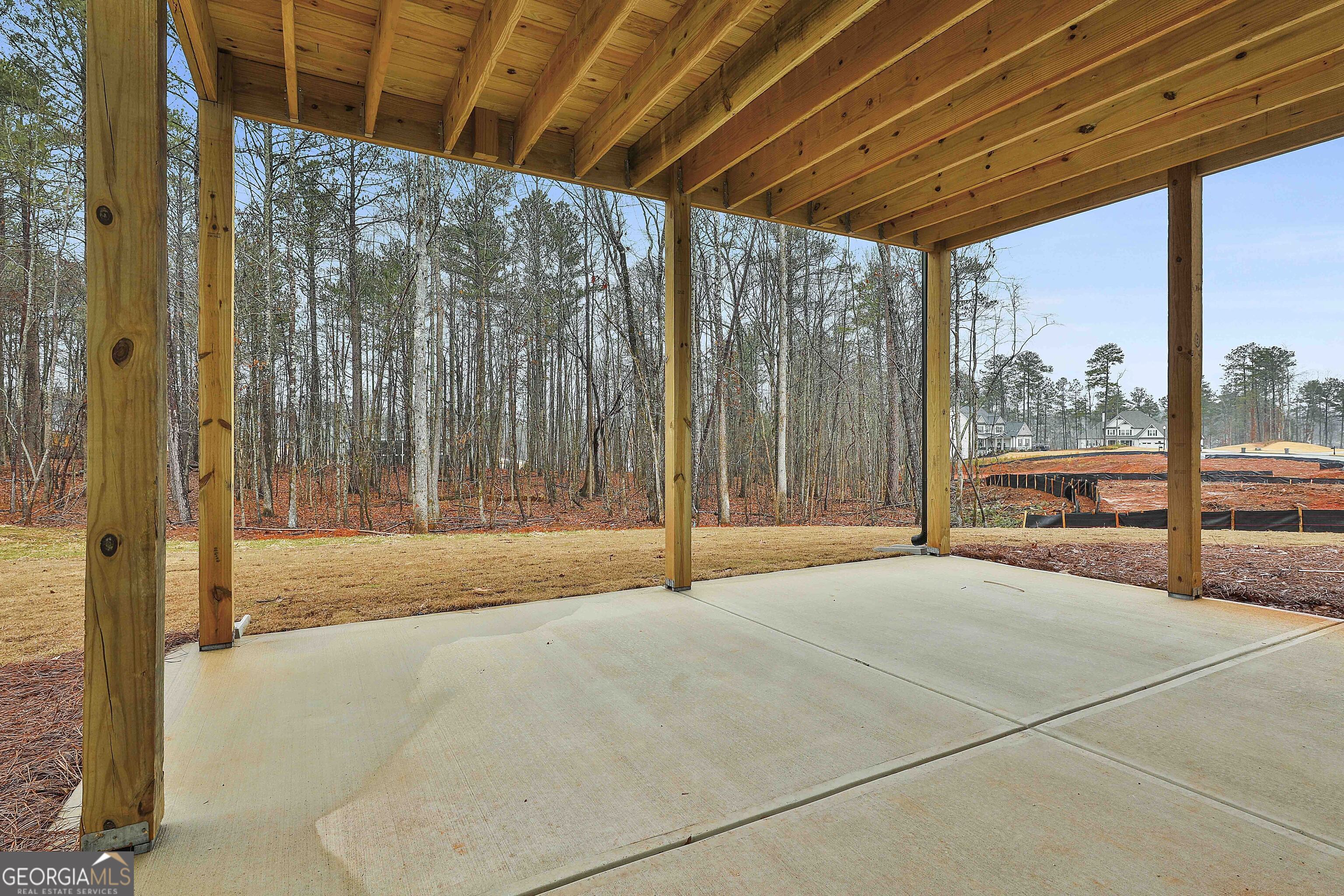 Fayetteville, Georgia 30215, United States, 4 Bedrooms Bedrooms, ,5 BathroomsBathrooms,Residential,Pending,42064