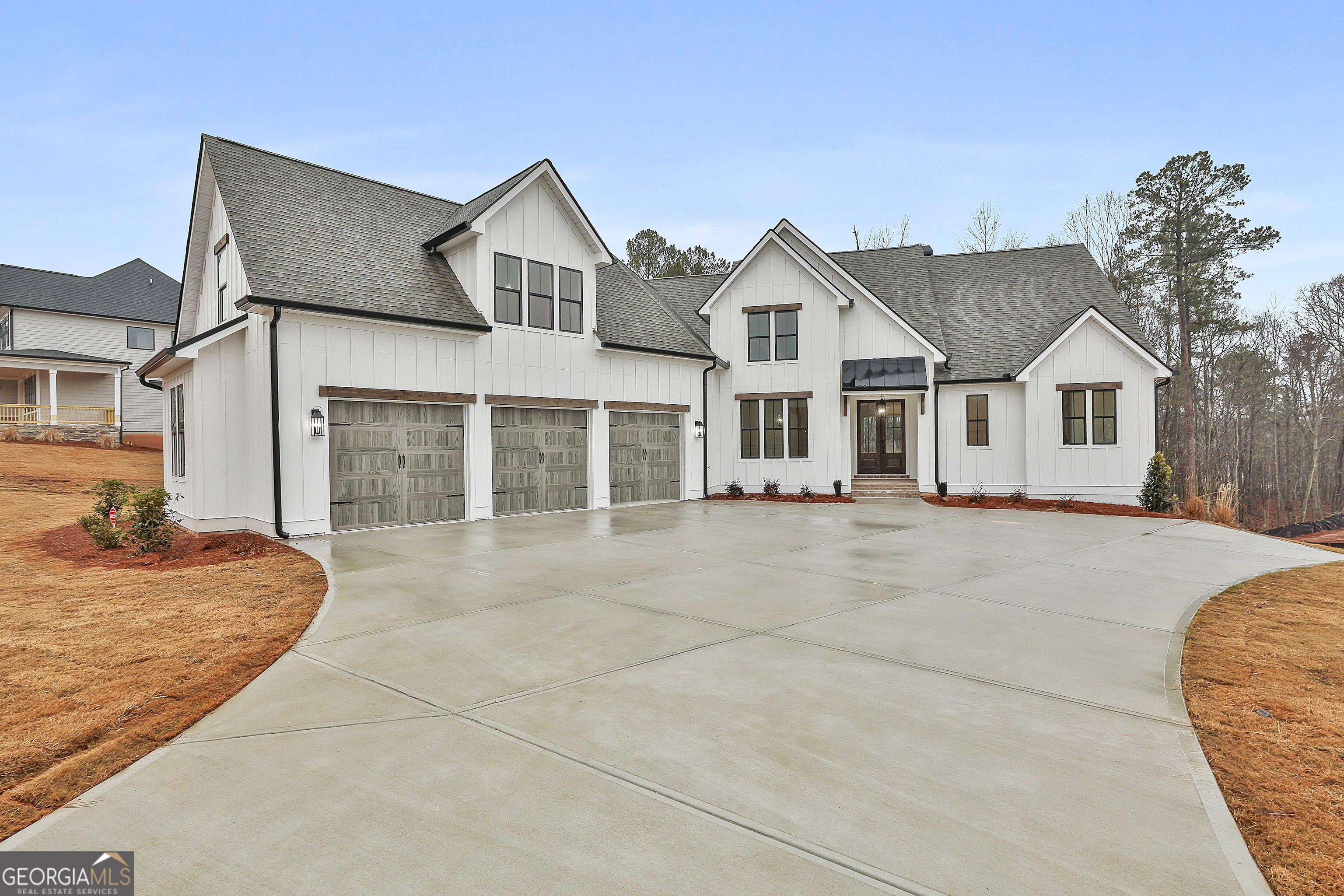 Fayetteville, Georgia 30215, United States, 4 Bedrooms Bedrooms, ,5 BathroomsBathrooms,Residential,Pending,42064