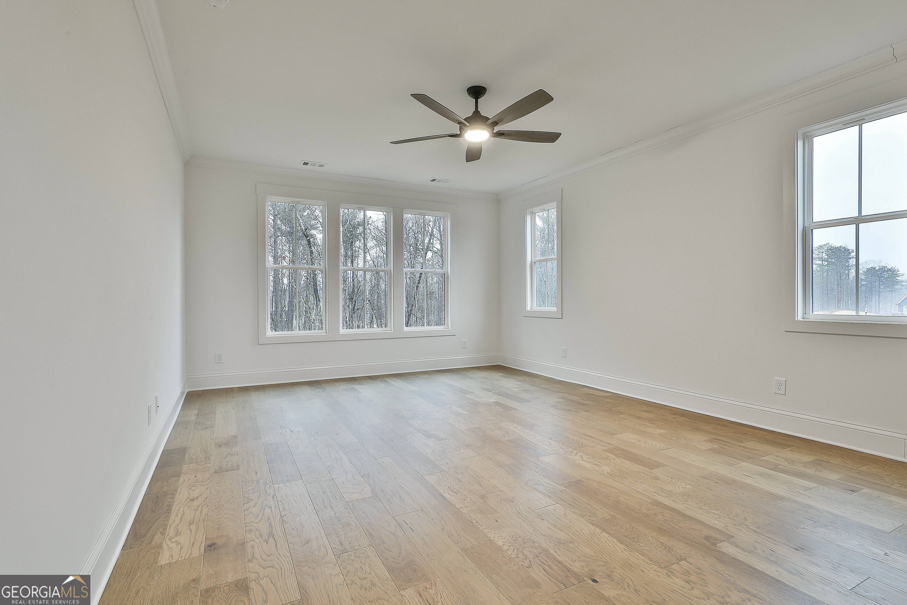 Fayetteville, Georgia 30215, United States, 4 Bedrooms Bedrooms, ,5 BathroomsBathrooms,Residential,Pending,42064