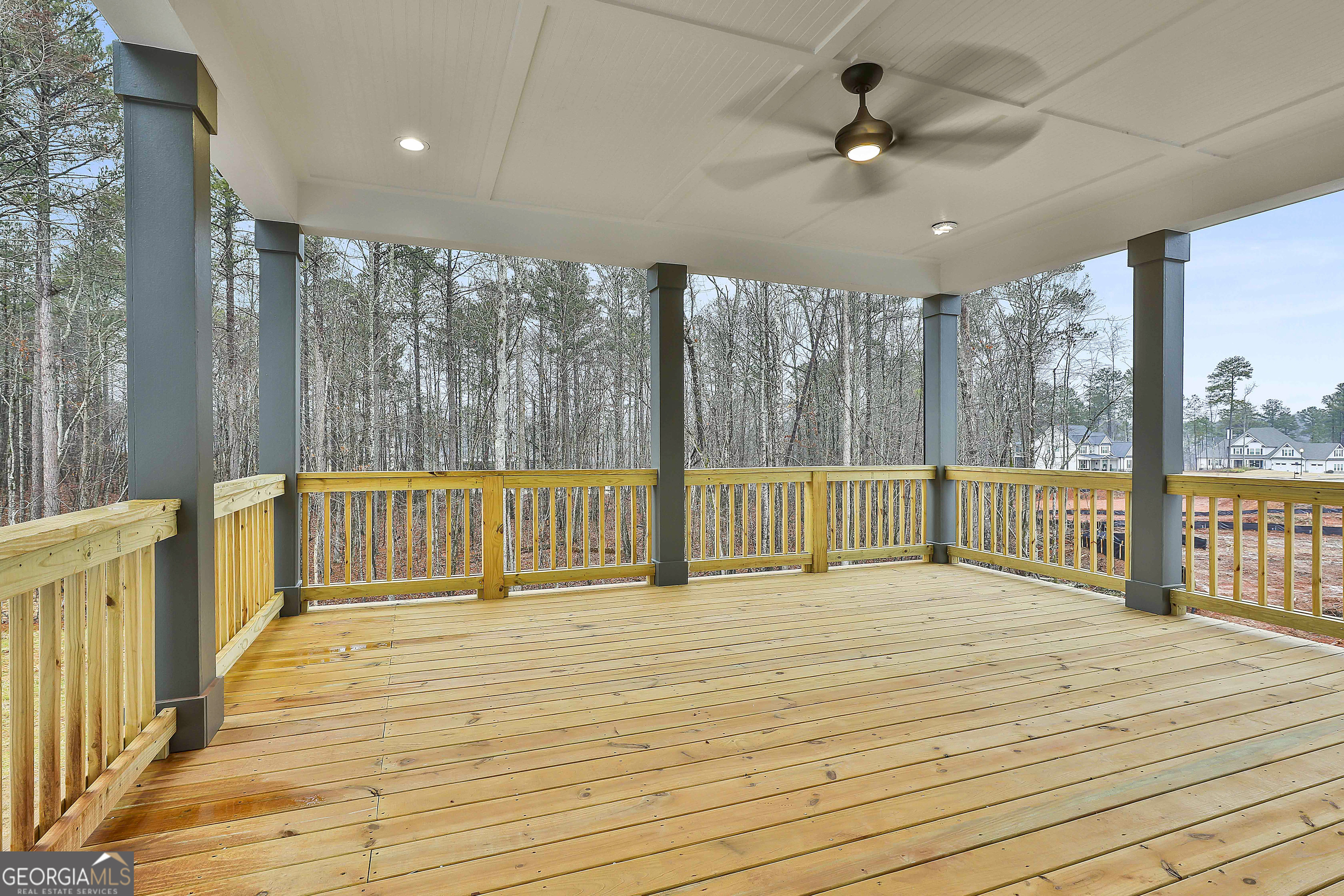 Fayetteville, Georgia 30215, United States, 4 Bedrooms Bedrooms, ,5 BathroomsBathrooms,Residential,Pending,42064