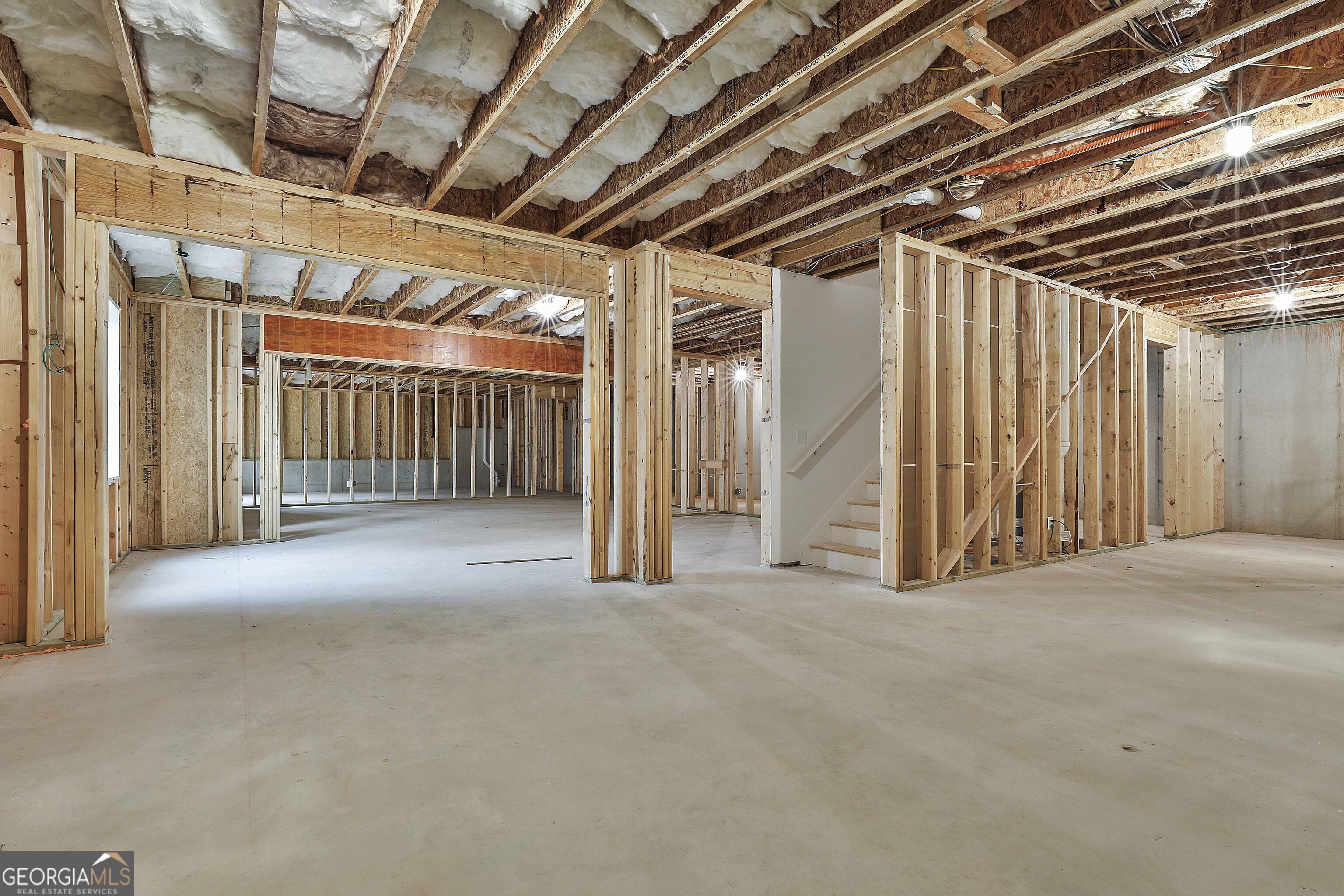 Fayetteville, Georgia 30215, United States, 4 Bedrooms Bedrooms, ,5 BathroomsBathrooms,Residential,Pending,42064