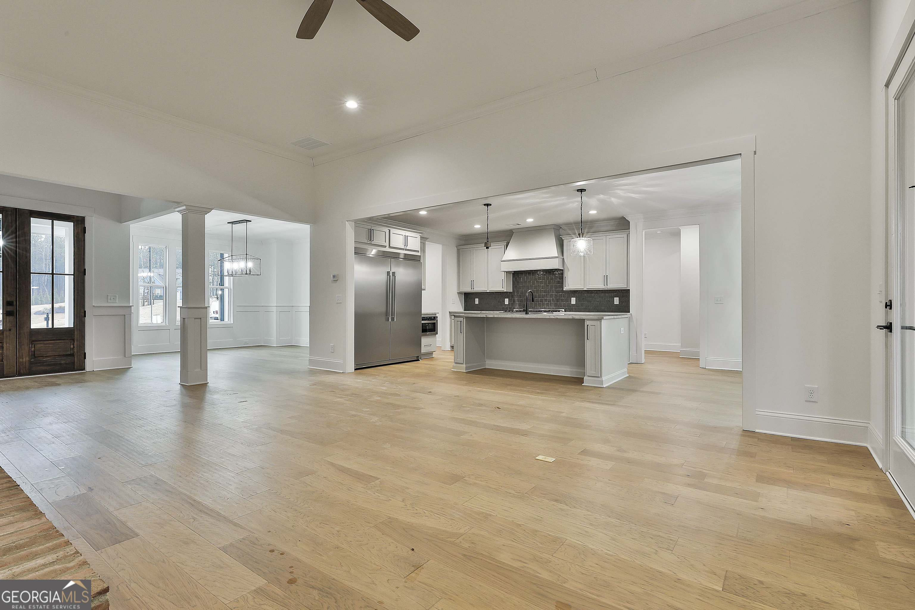 Fayetteville, Georgia 30215, United States, 4 Bedrooms Bedrooms, ,5 BathroomsBathrooms,Residential,Pending,42064