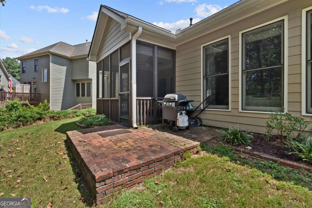 217 Treadstone LN