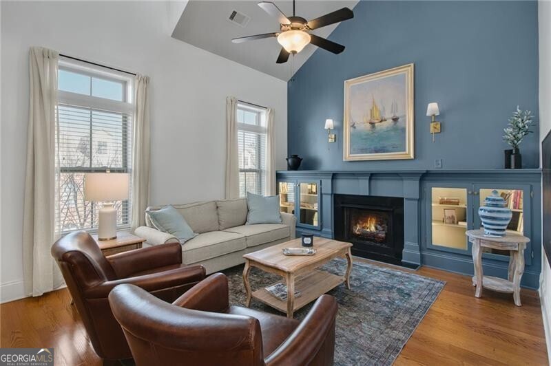 Sandy Springs, Georgia 30328, United States, 2 Bedrooms Bedrooms, ,3 BathroomsBathrooms,Residential,Active,8454