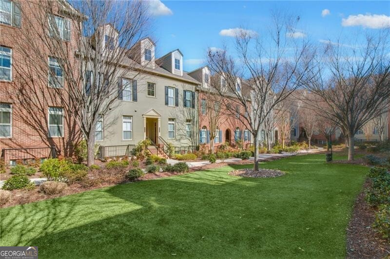 Sandy Springs, Georgia 30328, United States, 2 Bedrooms Bedrooms, ,3 BathroomsBathrooms,Residential,Active,8454