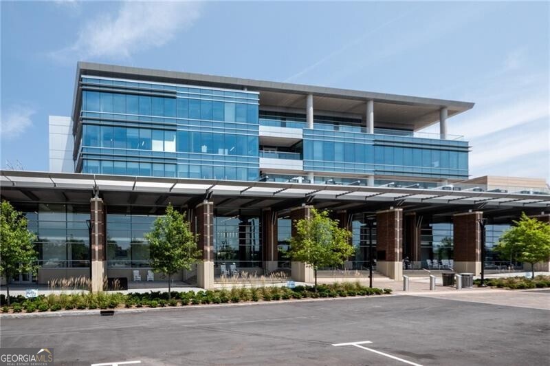 Sandy Springs, Georgia 30328, United States, 2 Bedrooms Bedrooms, ,3 BathroomsBathrooms,Residential,Active,8454