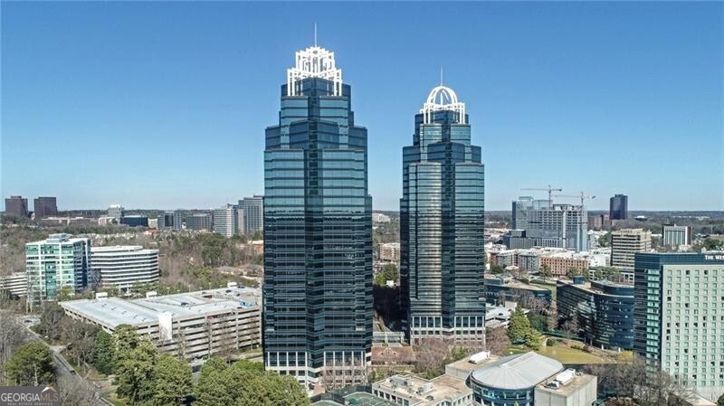 Sandy Springs, Georgia 30328, United States, 2 Bedrooms Bedrooms, ,3 BathroomsBathrooms,Residential,Active,8454