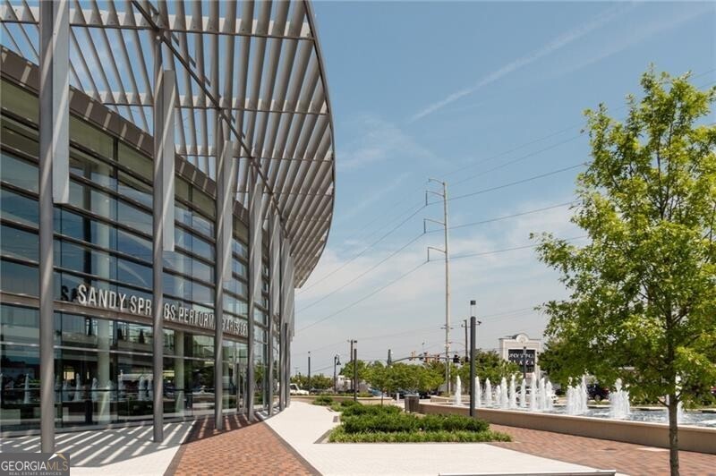 Sandy Springs, Georgia 30328, United States, 2 Bedrooms Bedrooms, ,3 BathroomsBathrooms,Residential,Active,8454